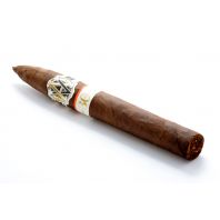 AVO Limited Edition 30 Years Maduro Piramides